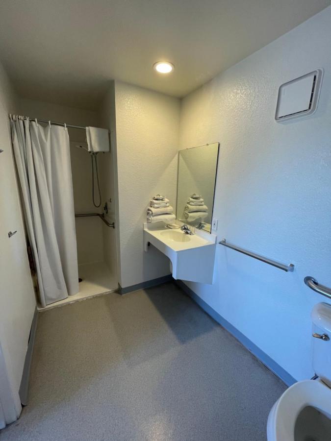 Econo Lodge Yakima Esterno foto