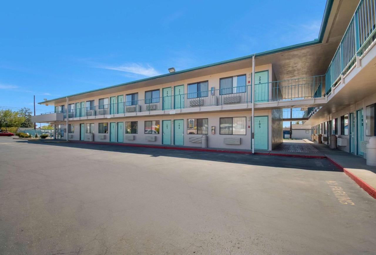 Econo Lodge Yakima Esterno foto