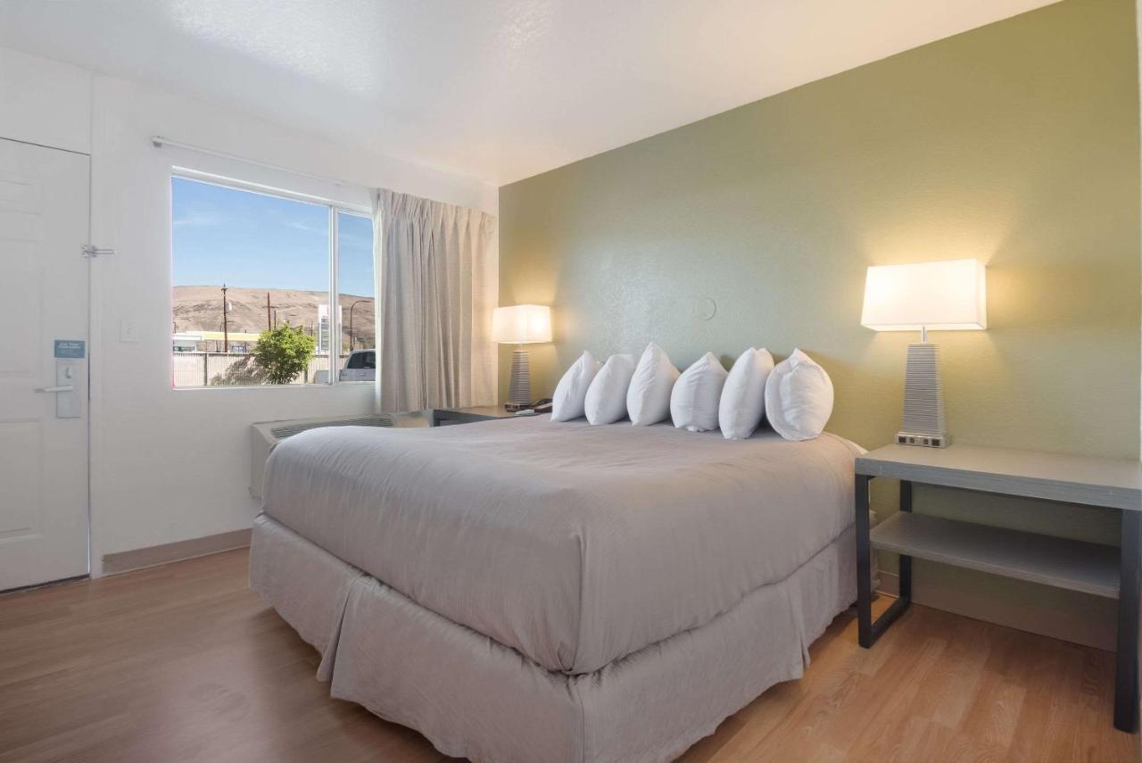 Econo Lodge Yakima Esterno foto